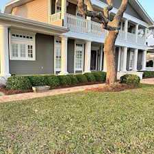 Revitalize-Your-Landscape-Major-Cleanup-Pinestraw-Perfection- 10